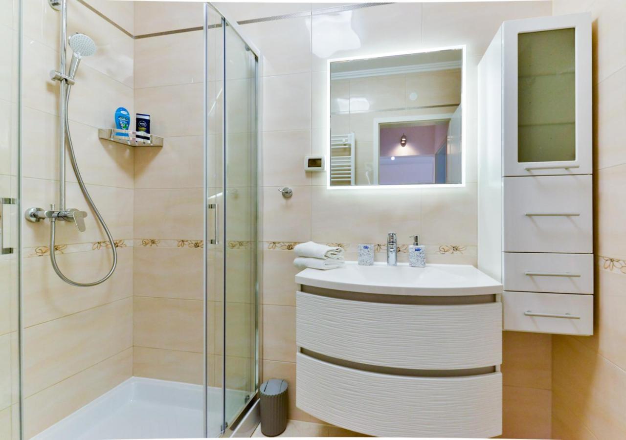 Apartments Leona Умаг Экстерьер фото